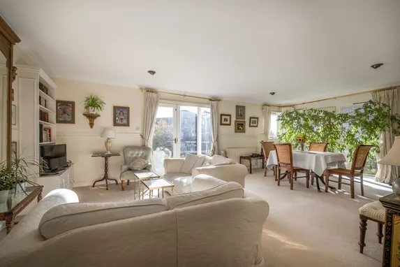 Warwick Drive London SW15