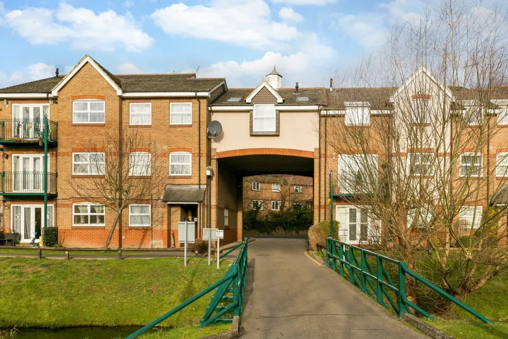 Uxbridge Road Rickmansworth WD3 photo 9