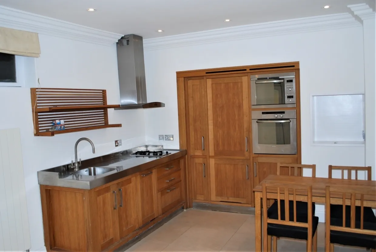 Greencroft Gardens London NW6 photo 3