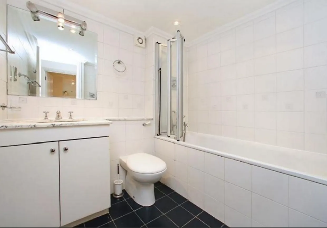 Greencroft Gardens London NW6 photo 6