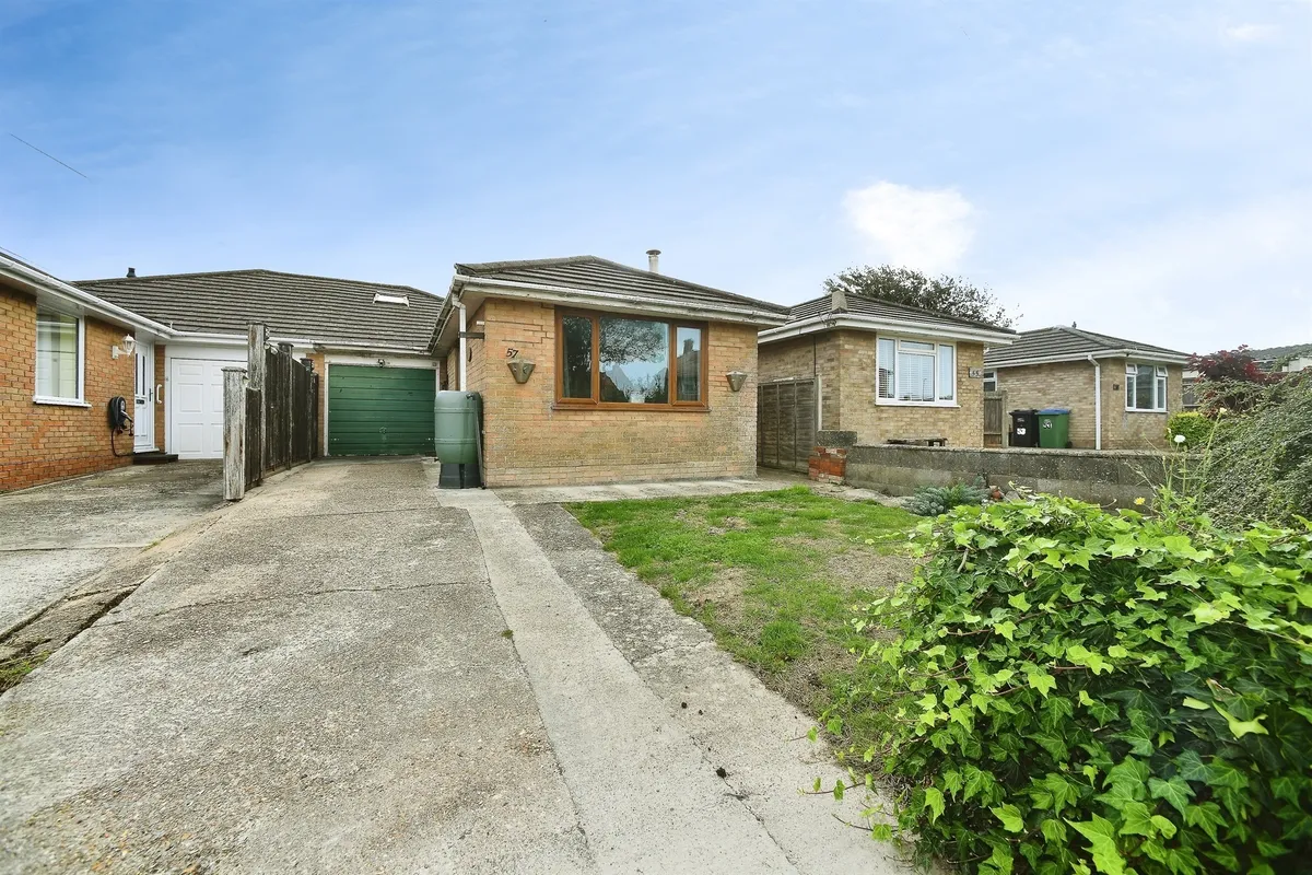 Cornwall Avenue, Peacehaven