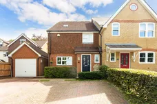 Windrushes, Caterham, CR3 photo 1