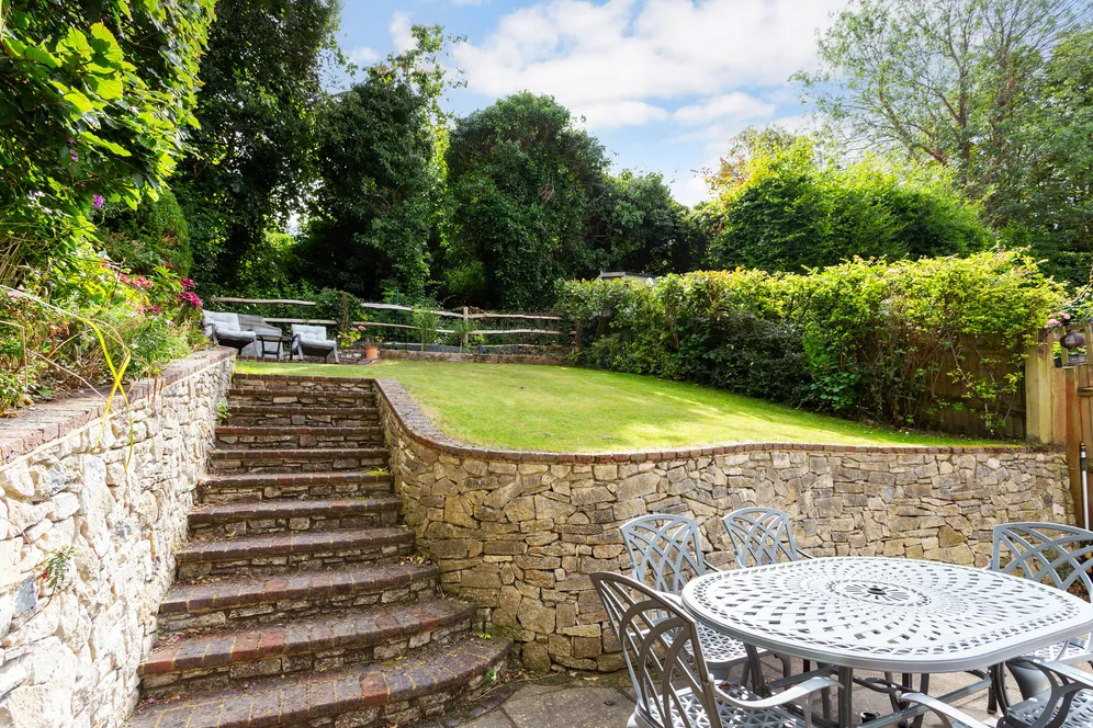 Windrushes, Caterham, CR3 photo 8