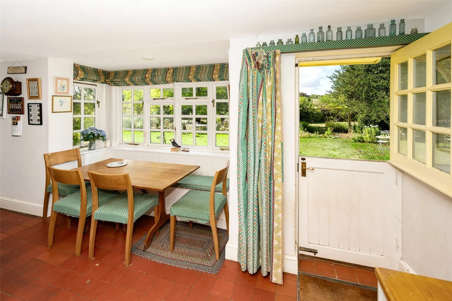 High Street, Tarrant Monkton, DT11 photo 5