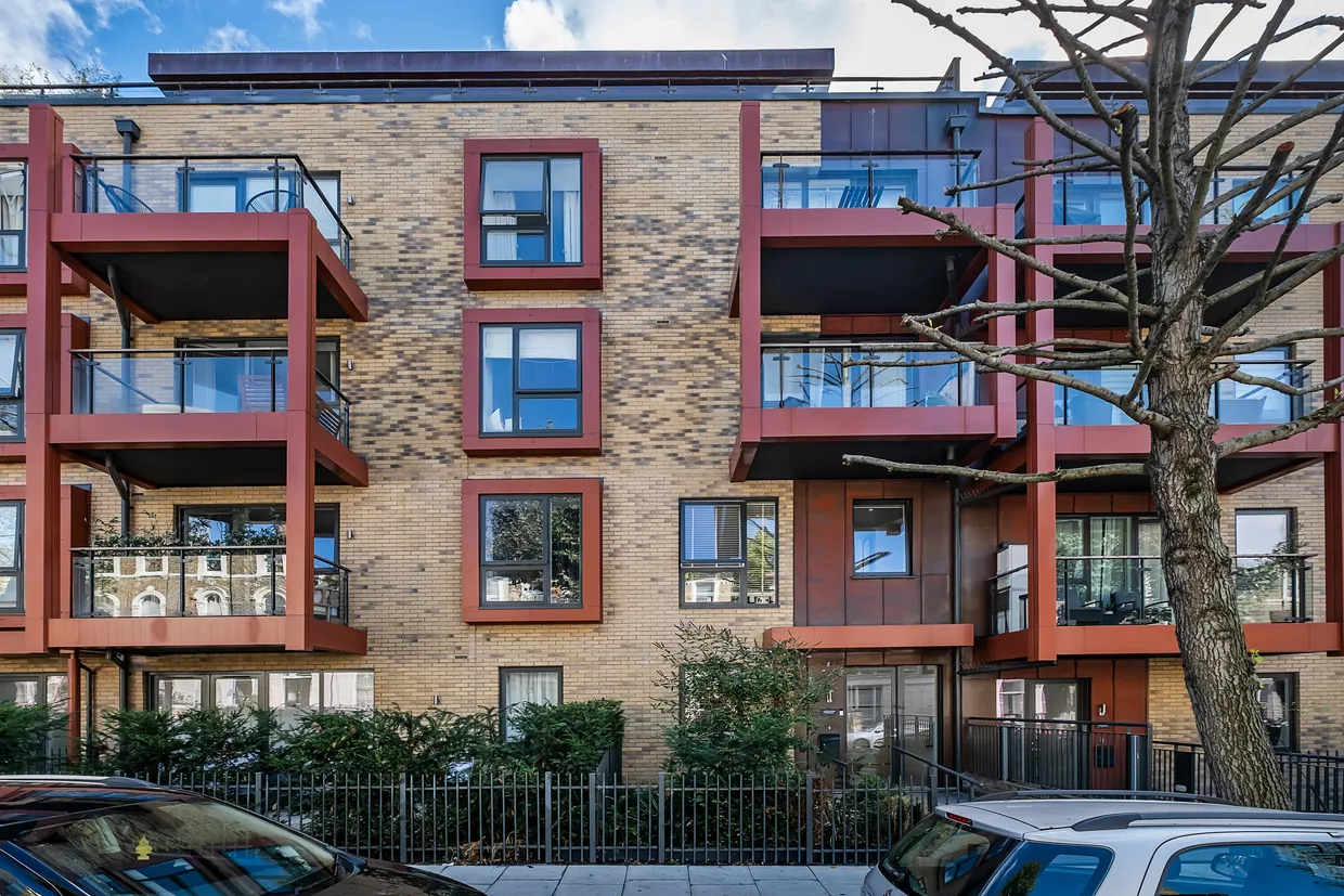 Tollgate Gardens, London, NW6 photo 2