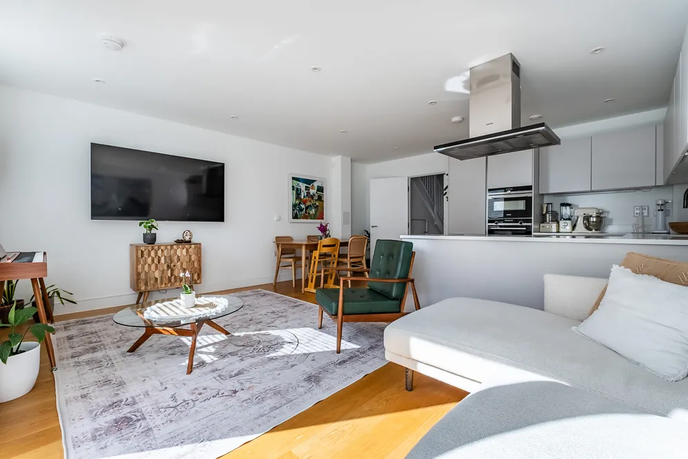 Tollgate Gardens, London, NW6 photo 15