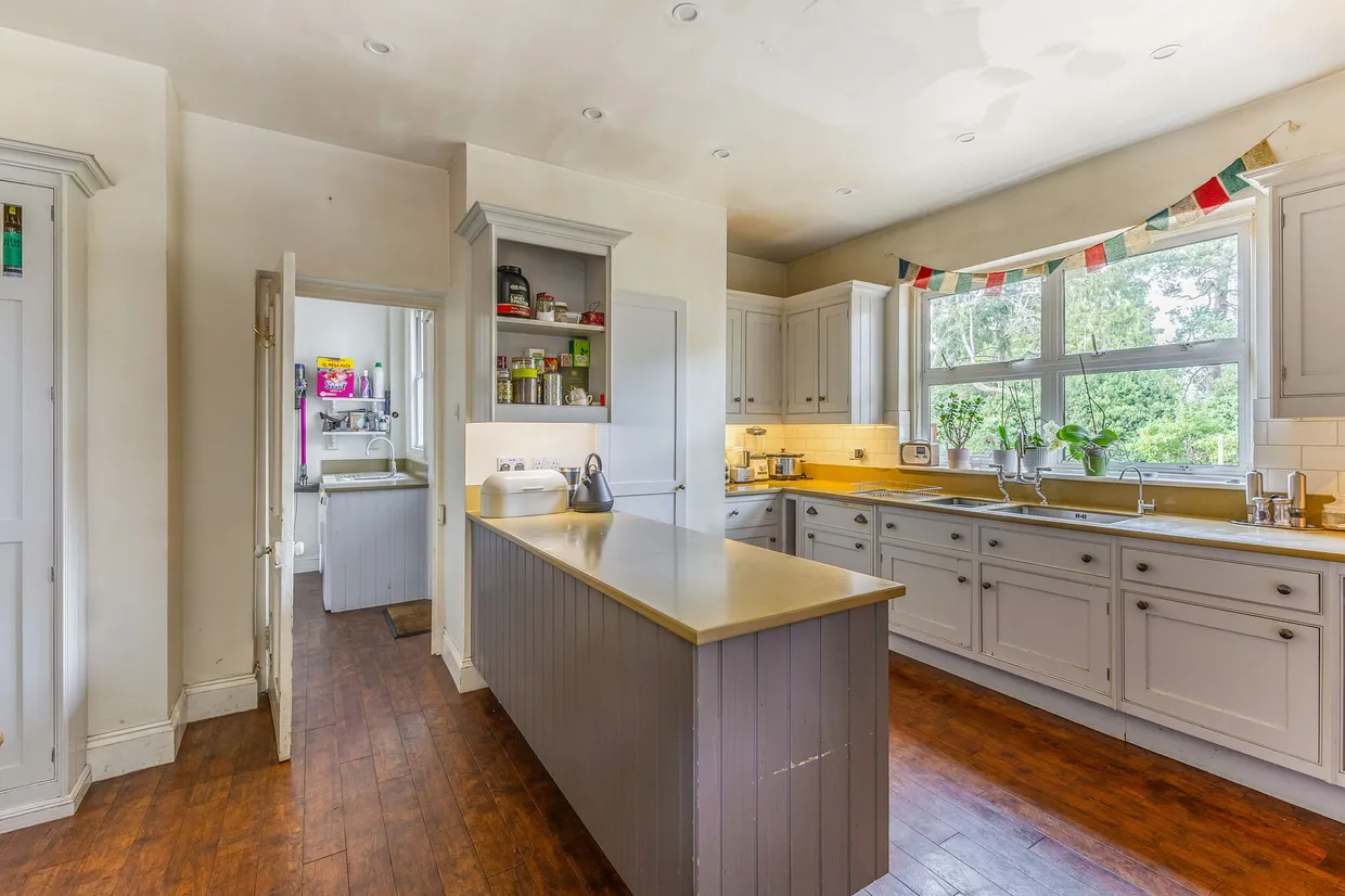 Copthill Lane, Kingswood, KT20 photo 5