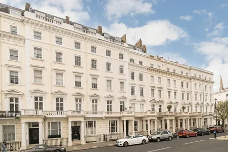 St. Georges Drive, London, SW1V