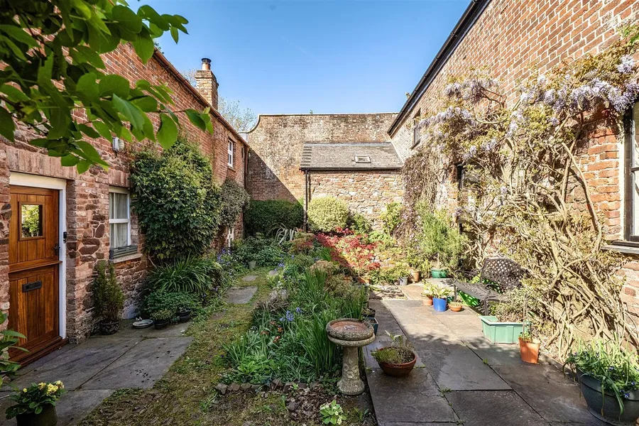 Property Image 25