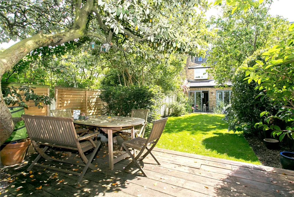 Lillieshall Road, London, SW4 photo 4