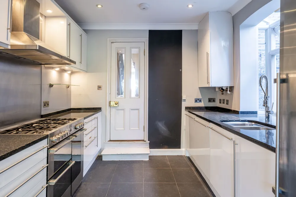 Lillieshall Road, London, SW4