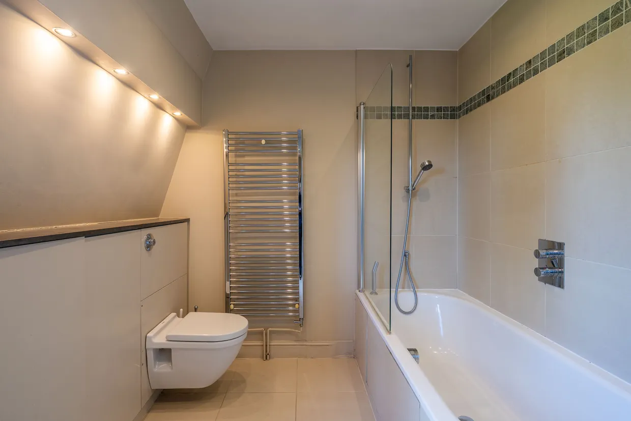 Lillieshall Road, London, SW4 photo 24