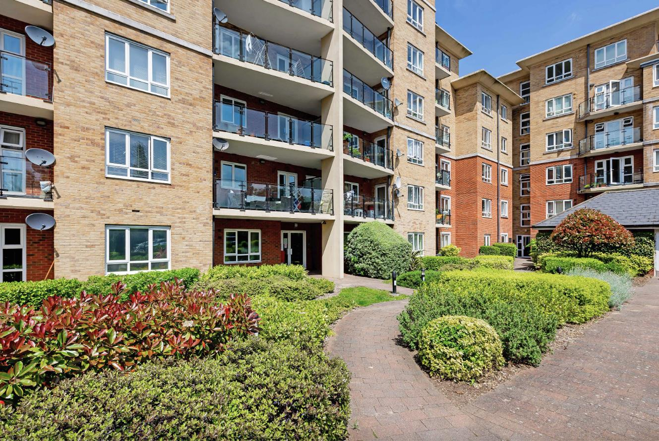Glebelands Close, London Image 1