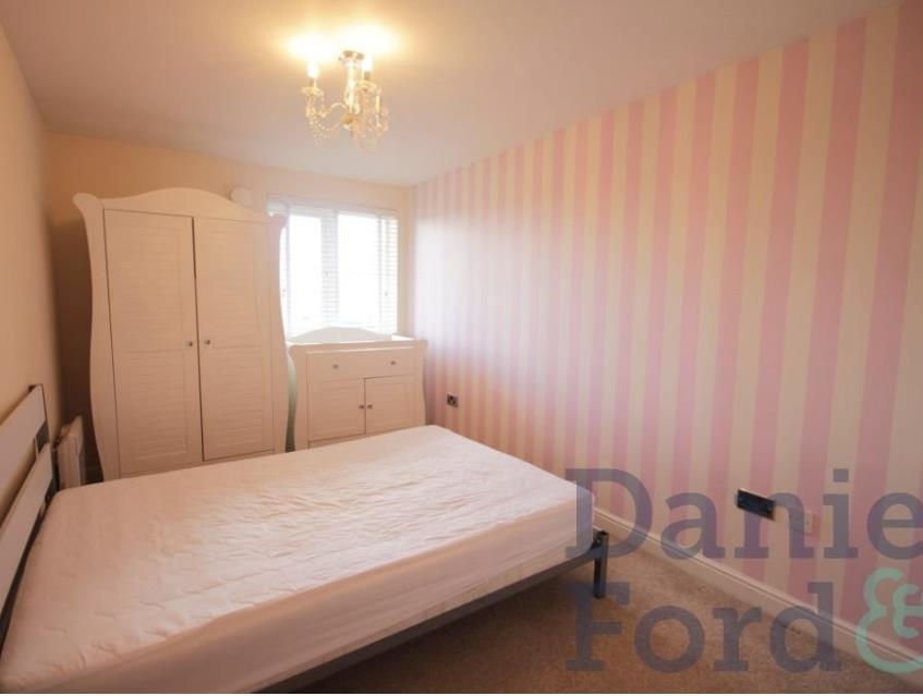 Glebelands Close, London Image 10