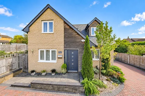 Belswains Lane, Hemel Hempstead, Hertfordshire, HP3 9PP