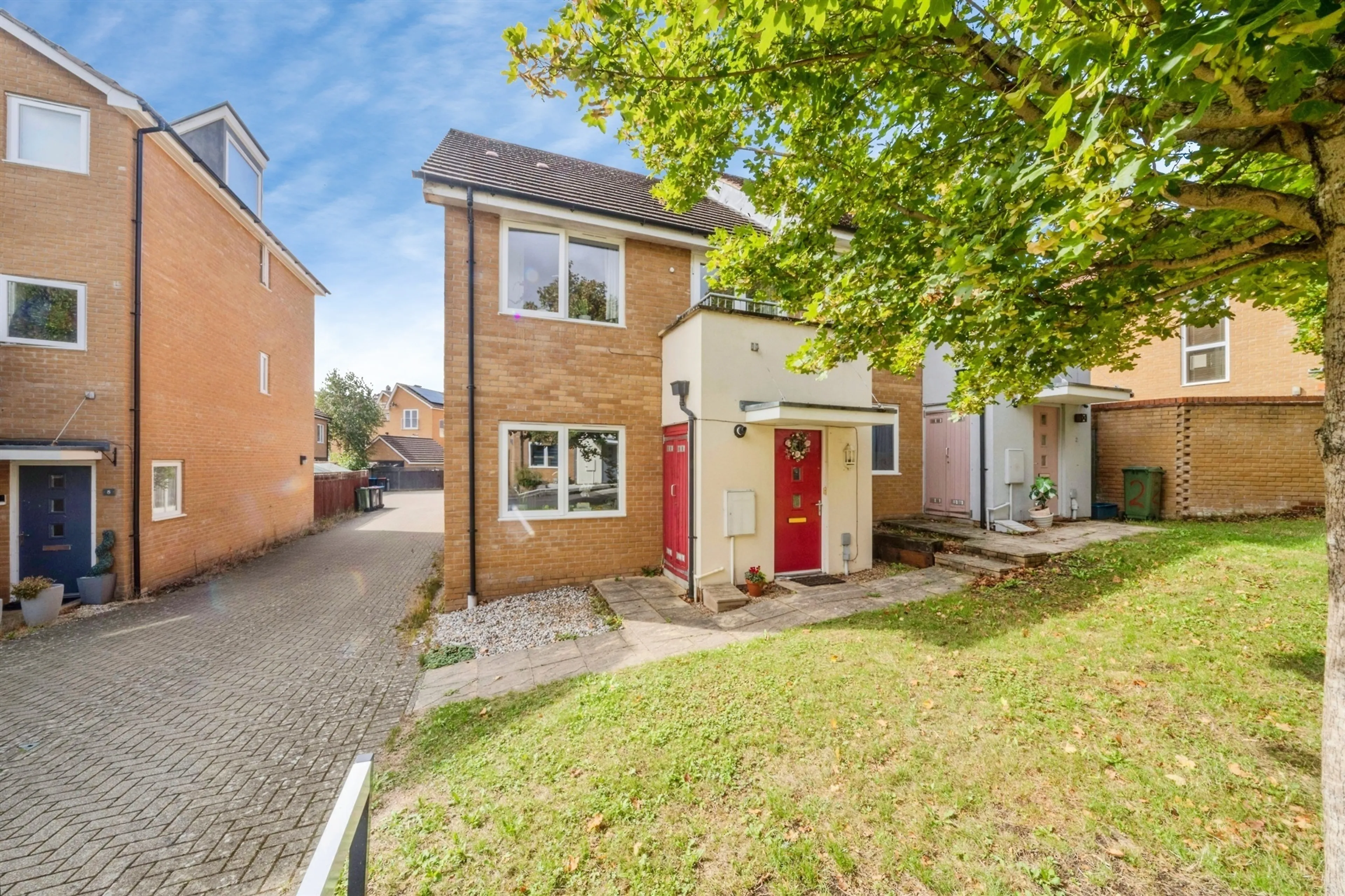 Property at Kelly Gardens, Oxley Park, Milton Keynes