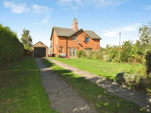 Lineside, Swineshead, Bostonphoto