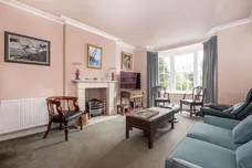 Park Road, Teddington, TW11 photo 2