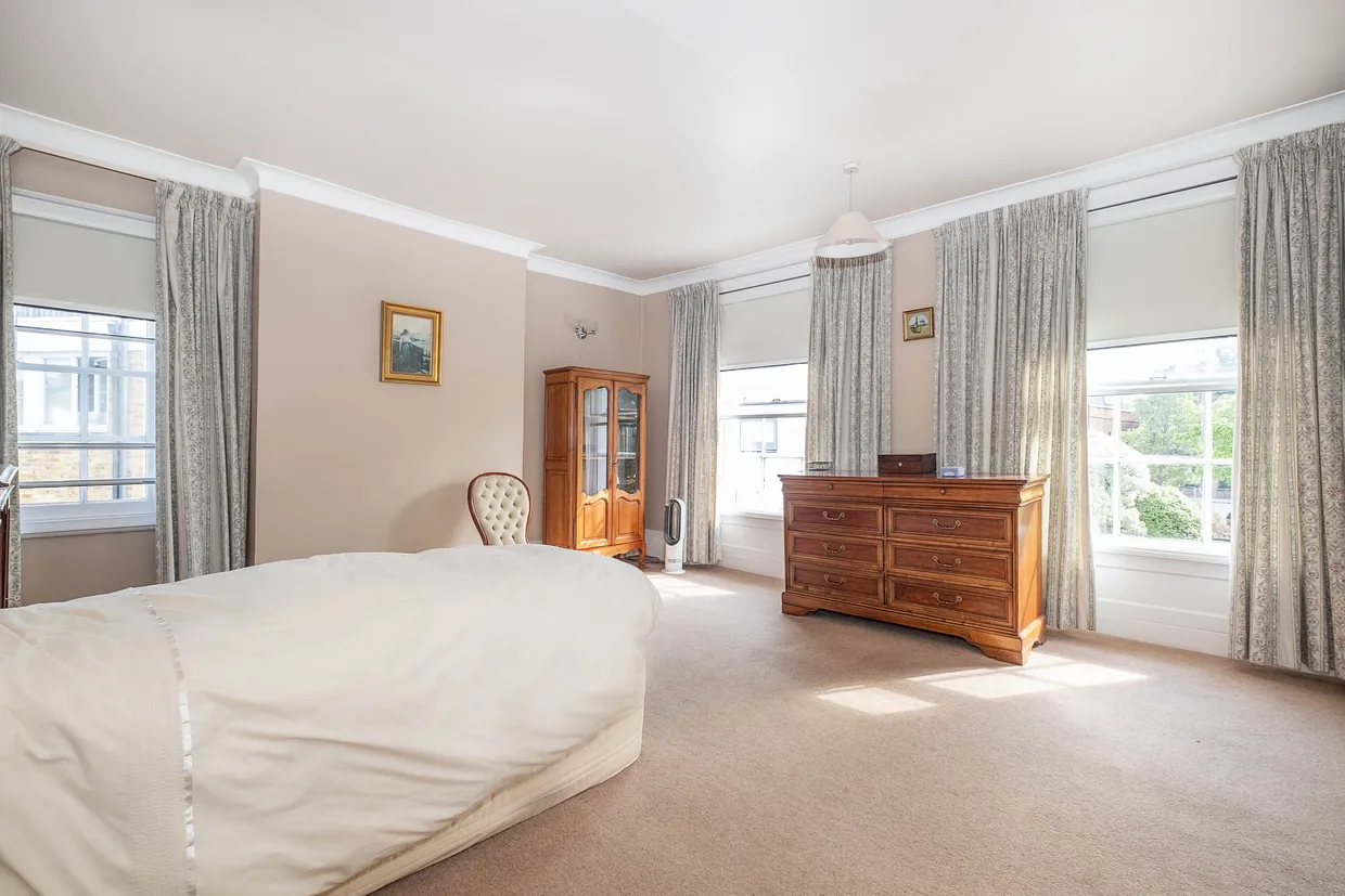 Park Road, Teddington, TW11 photo 6