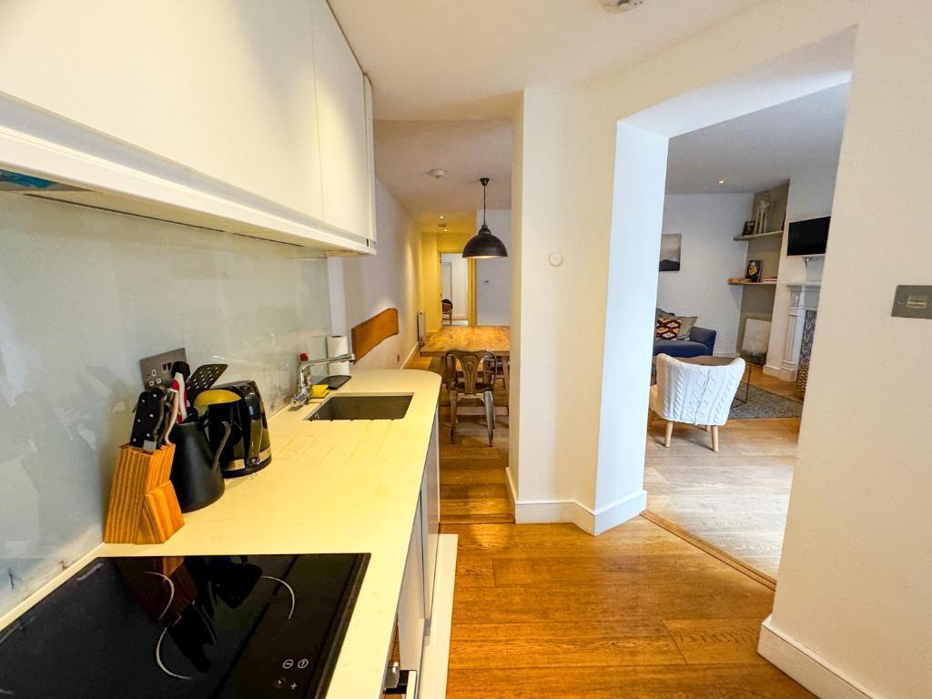 Flat 1, Comeragh Road, London Image 7