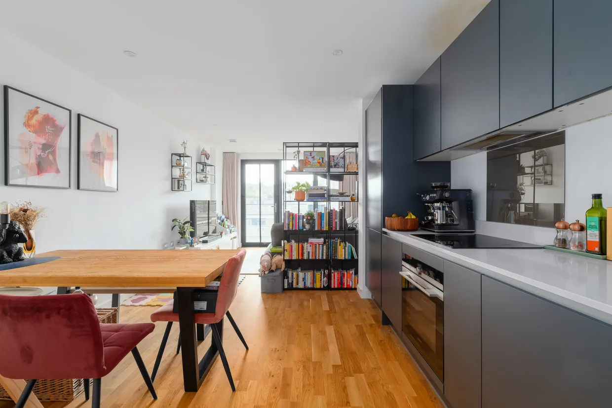 Hawthorne Crescent, London, SE10 photo 3