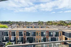 Hawthorne Crescent, London, SE10 photo 9