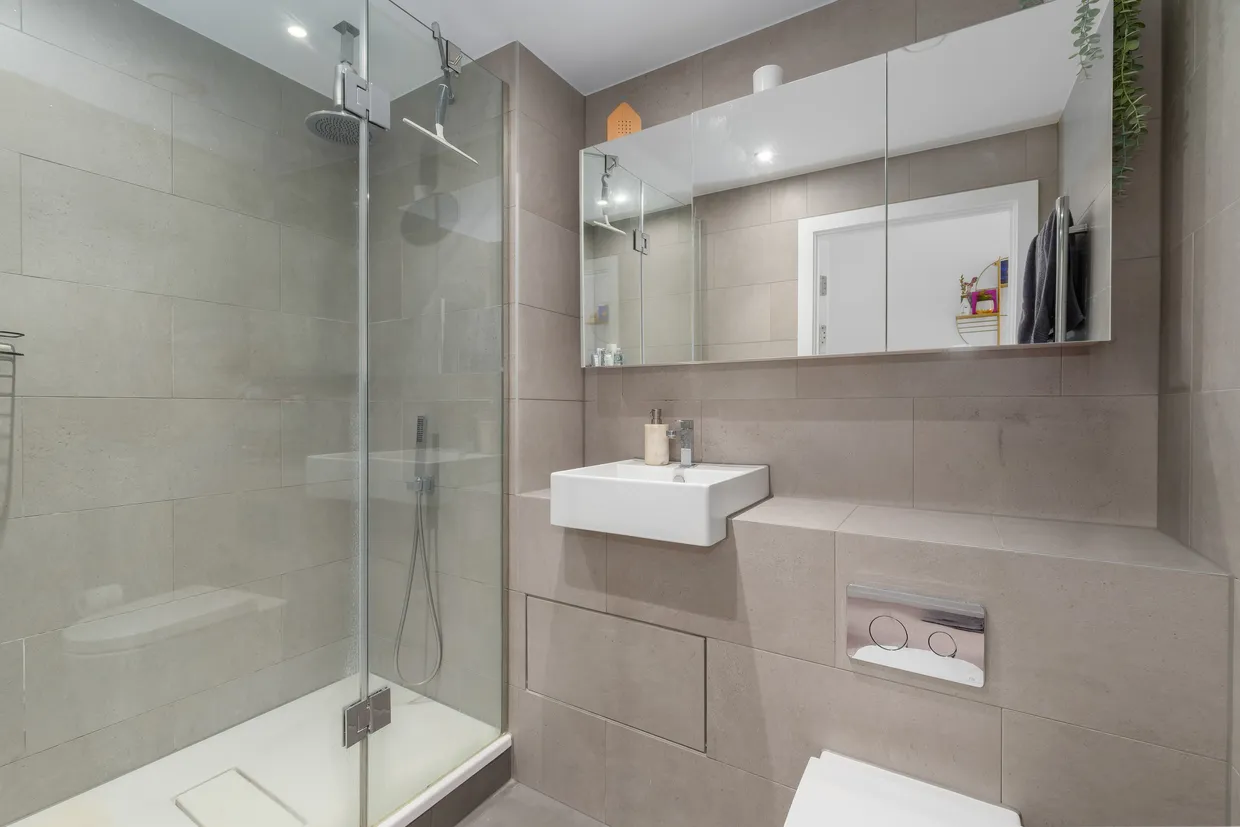 Hawthorne Crescent, London, SE10 photo 11