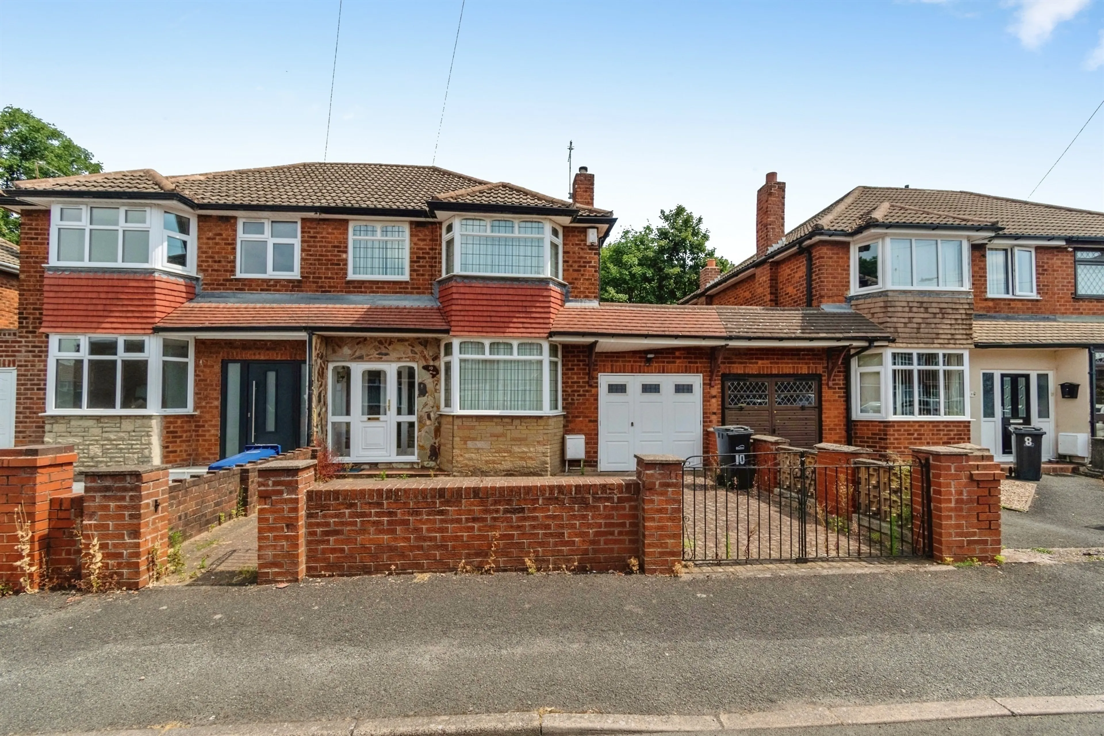 Property photo 0