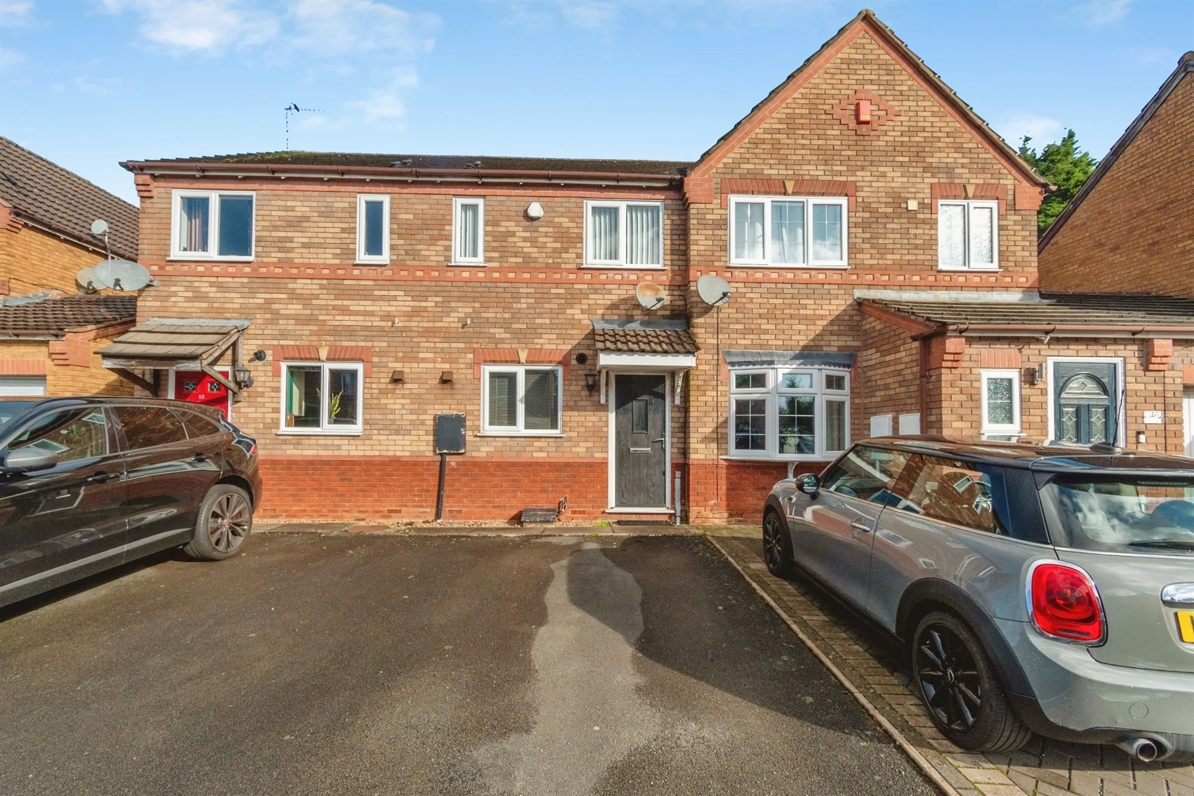 Property at Julie Croft, Bilston
