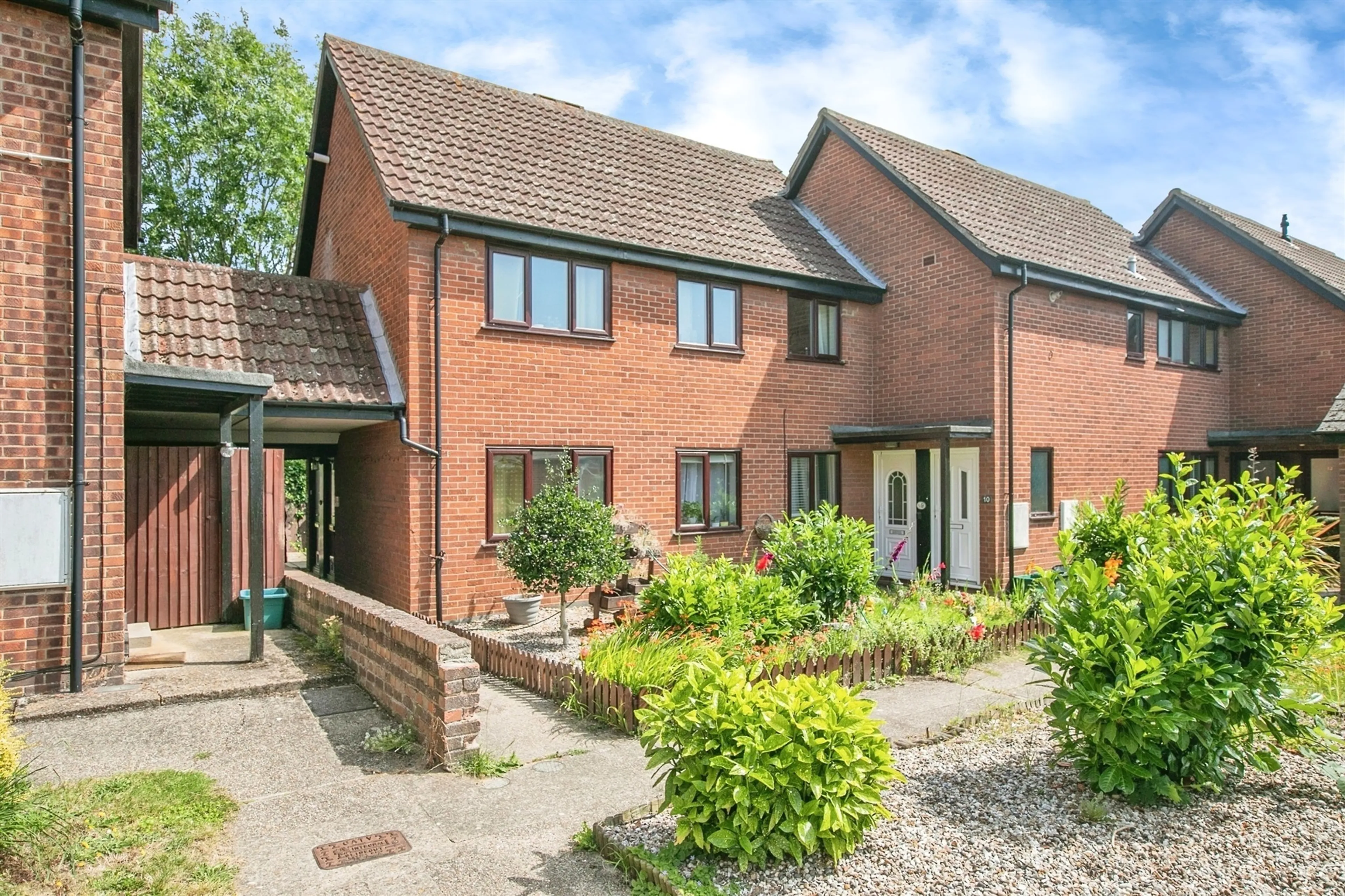 Property photo 0