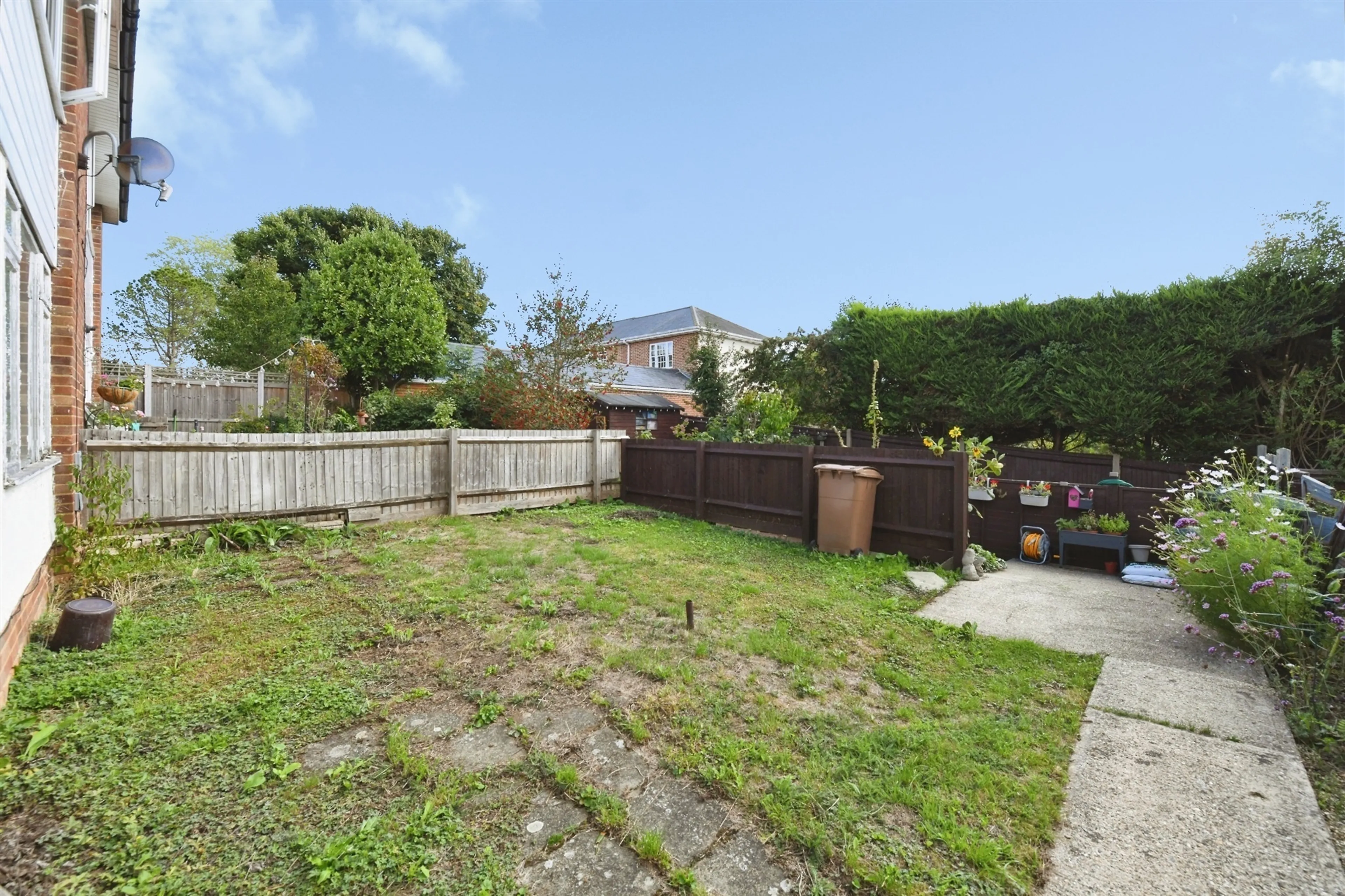 Property at Kelvedon Close, Chelmsford