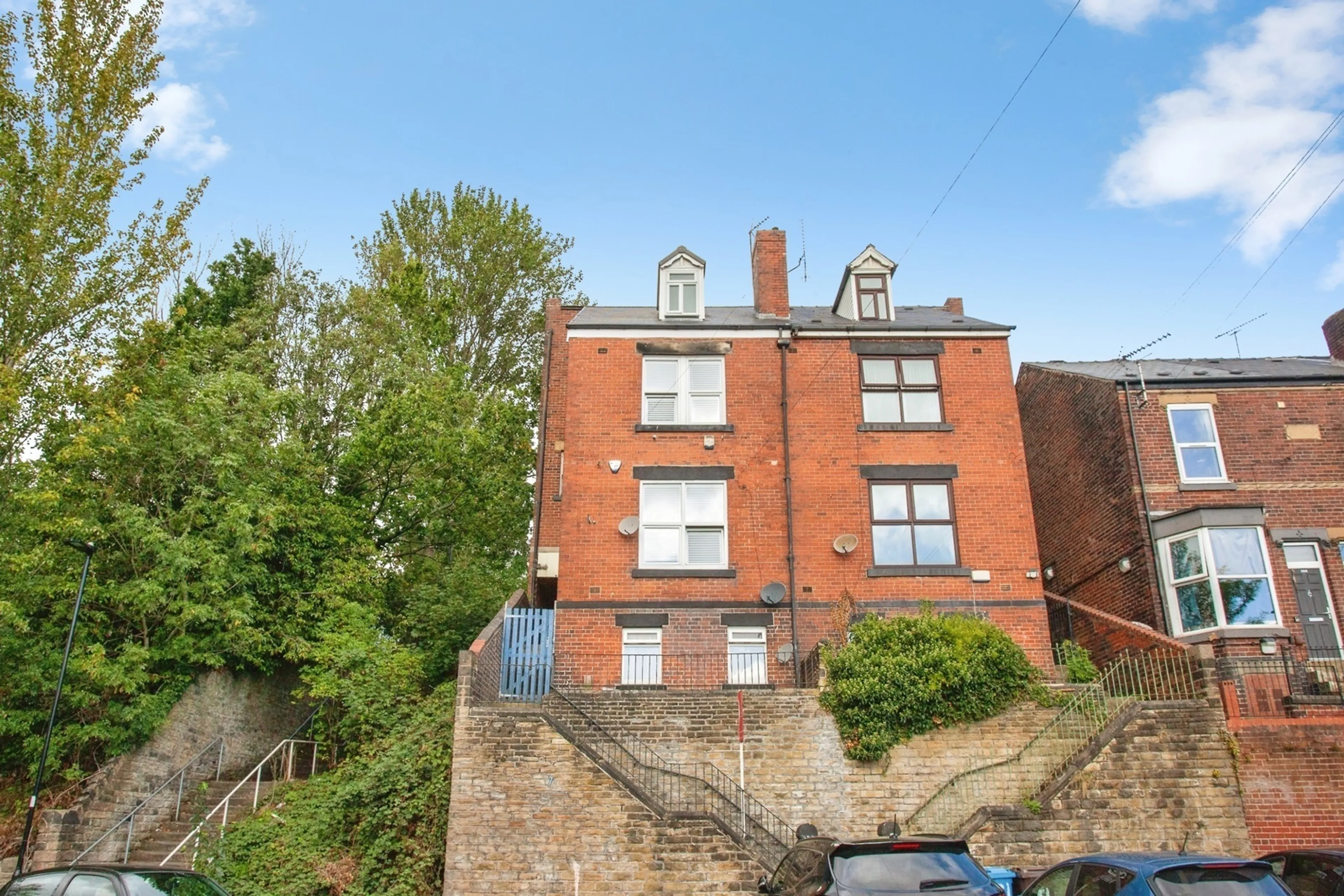 Property photo 0