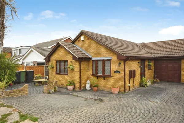Riverview Gardens, Hullbridge, Hockle...