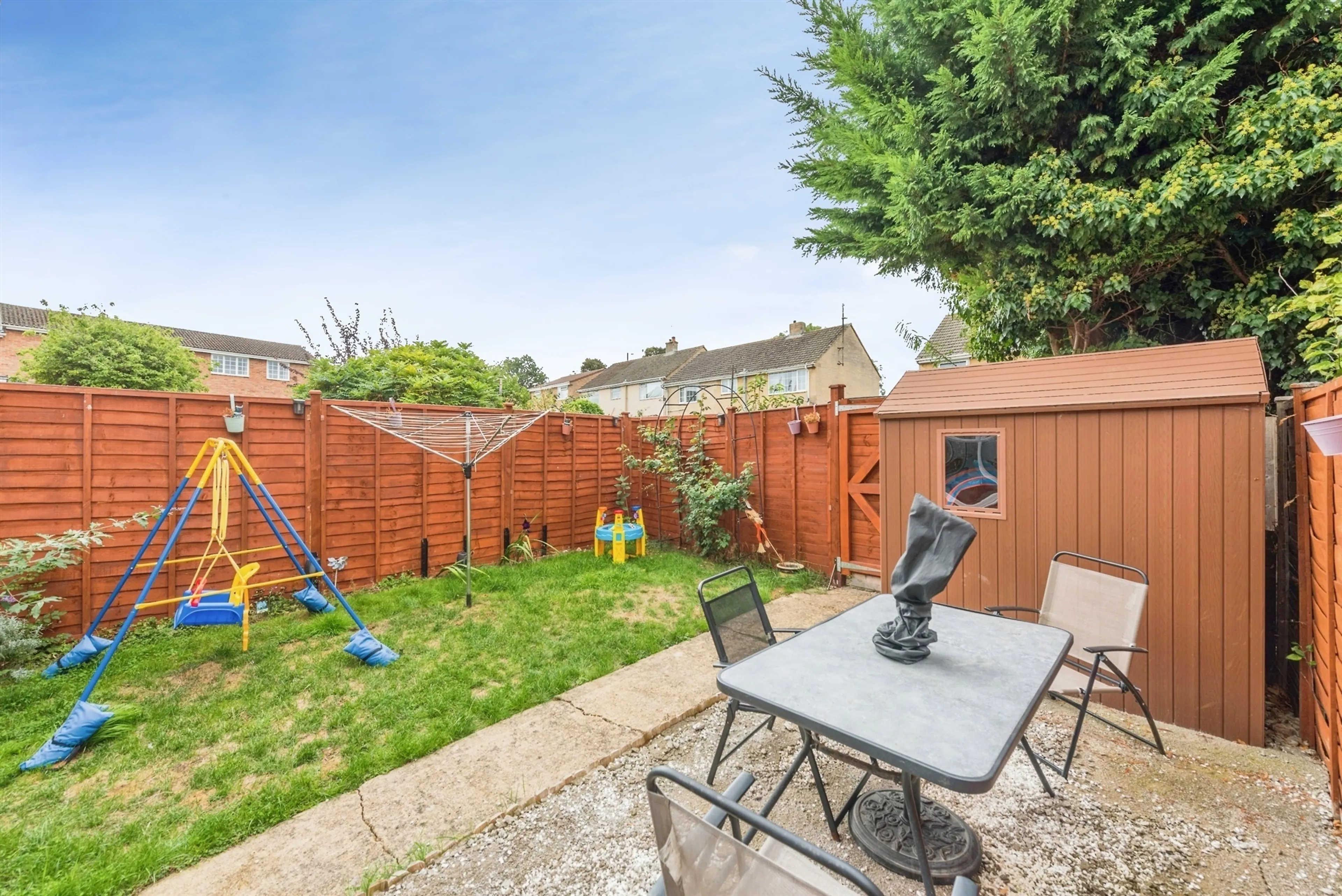 Property at Larchmore Close, Swindon