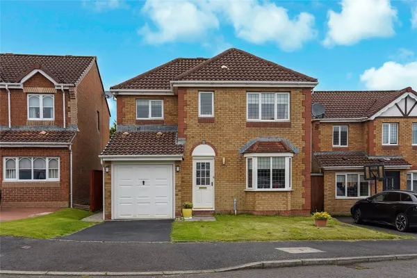 Balcary Place, Chapelhall, Airdrie, N...