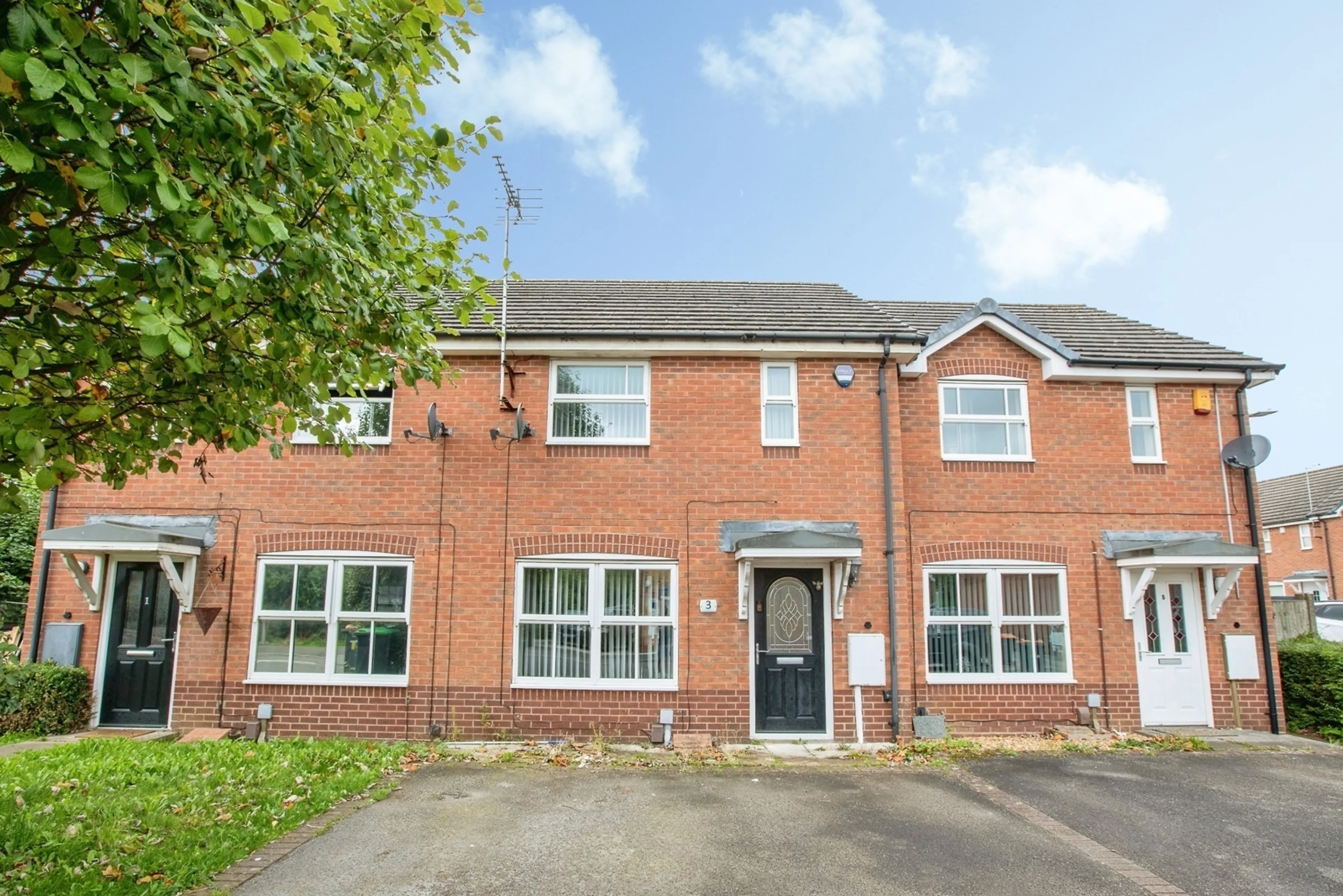 Property photo 0