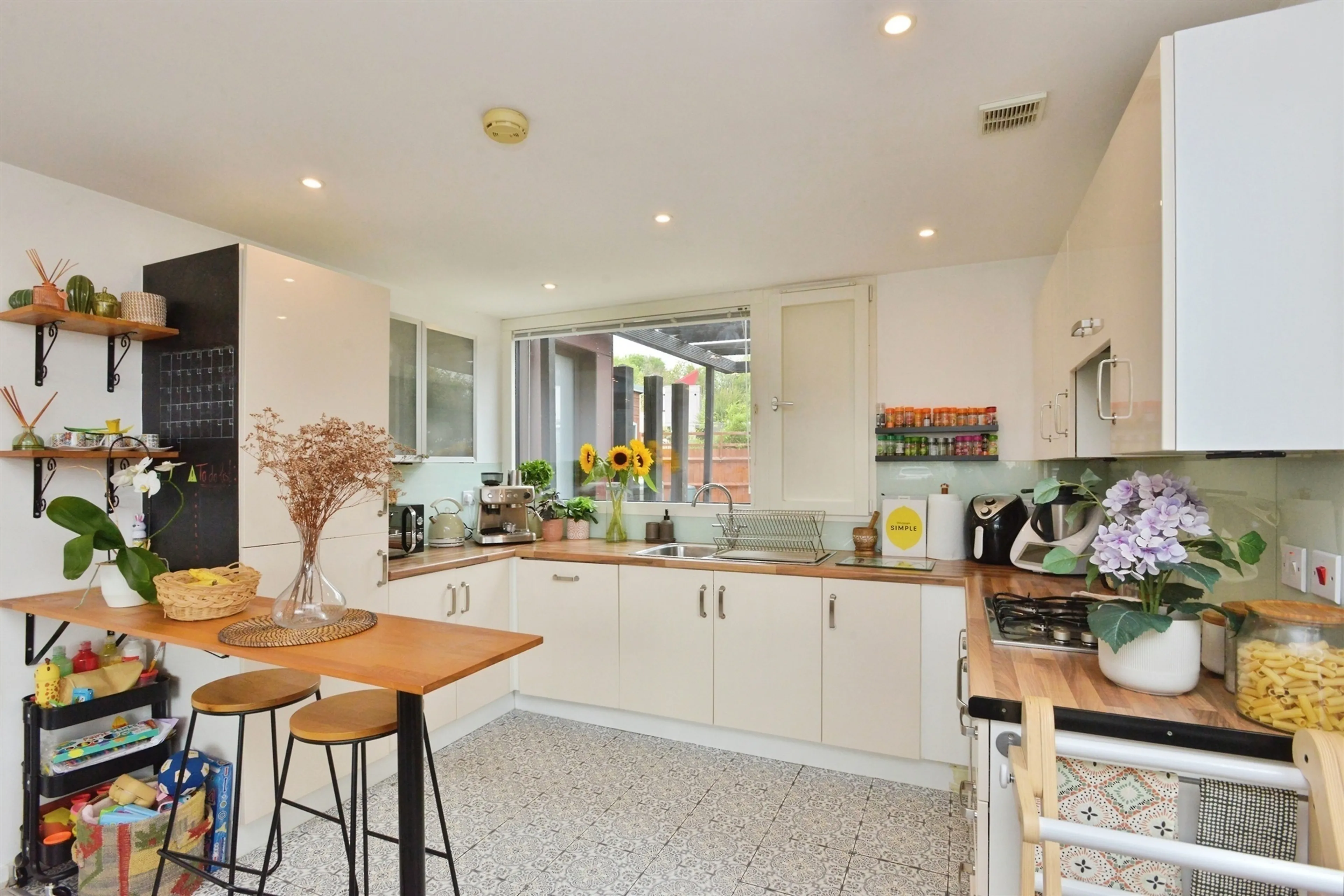 Property at Milland Way, Oxley Park, Milton Keynes