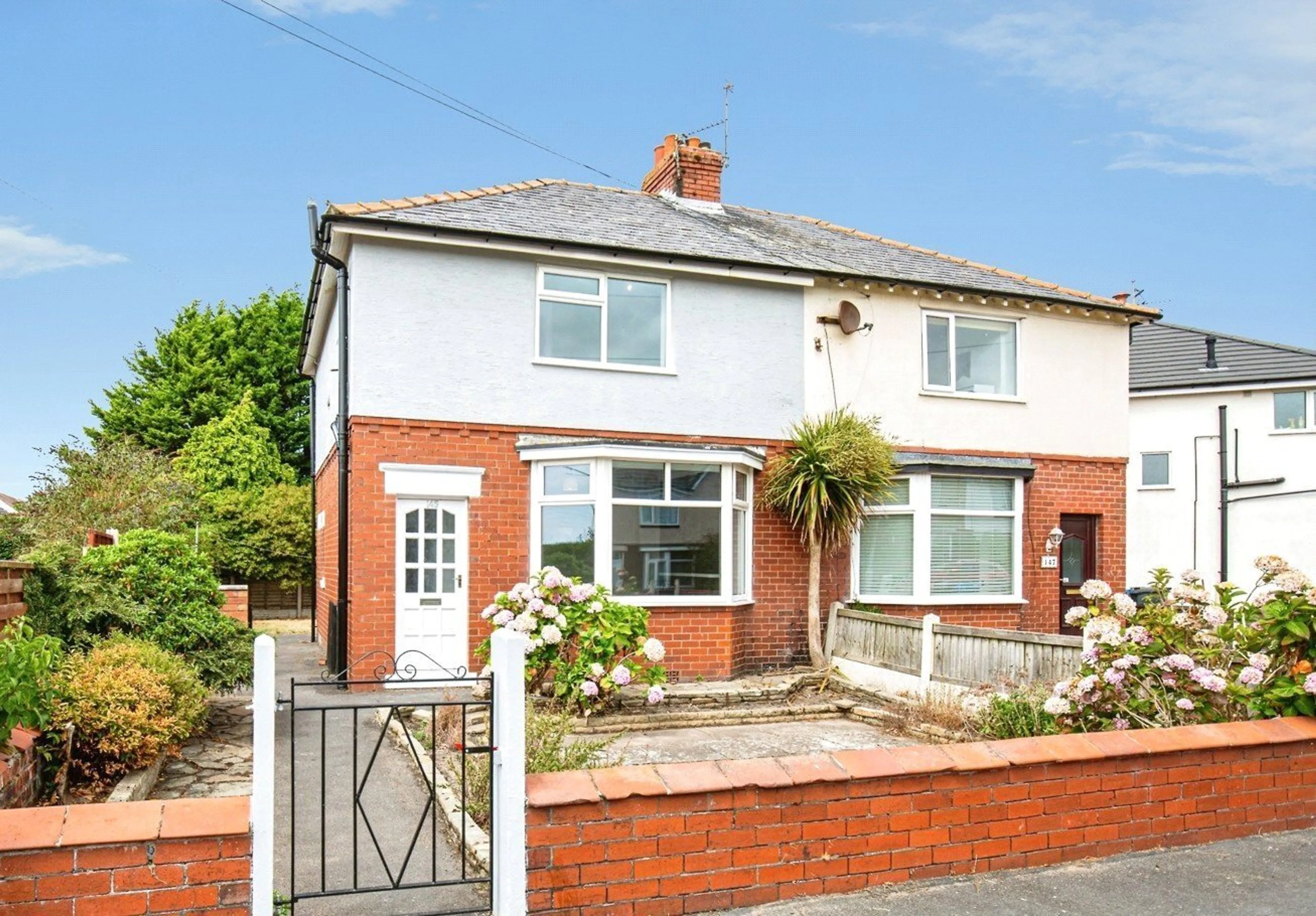Property photo 0