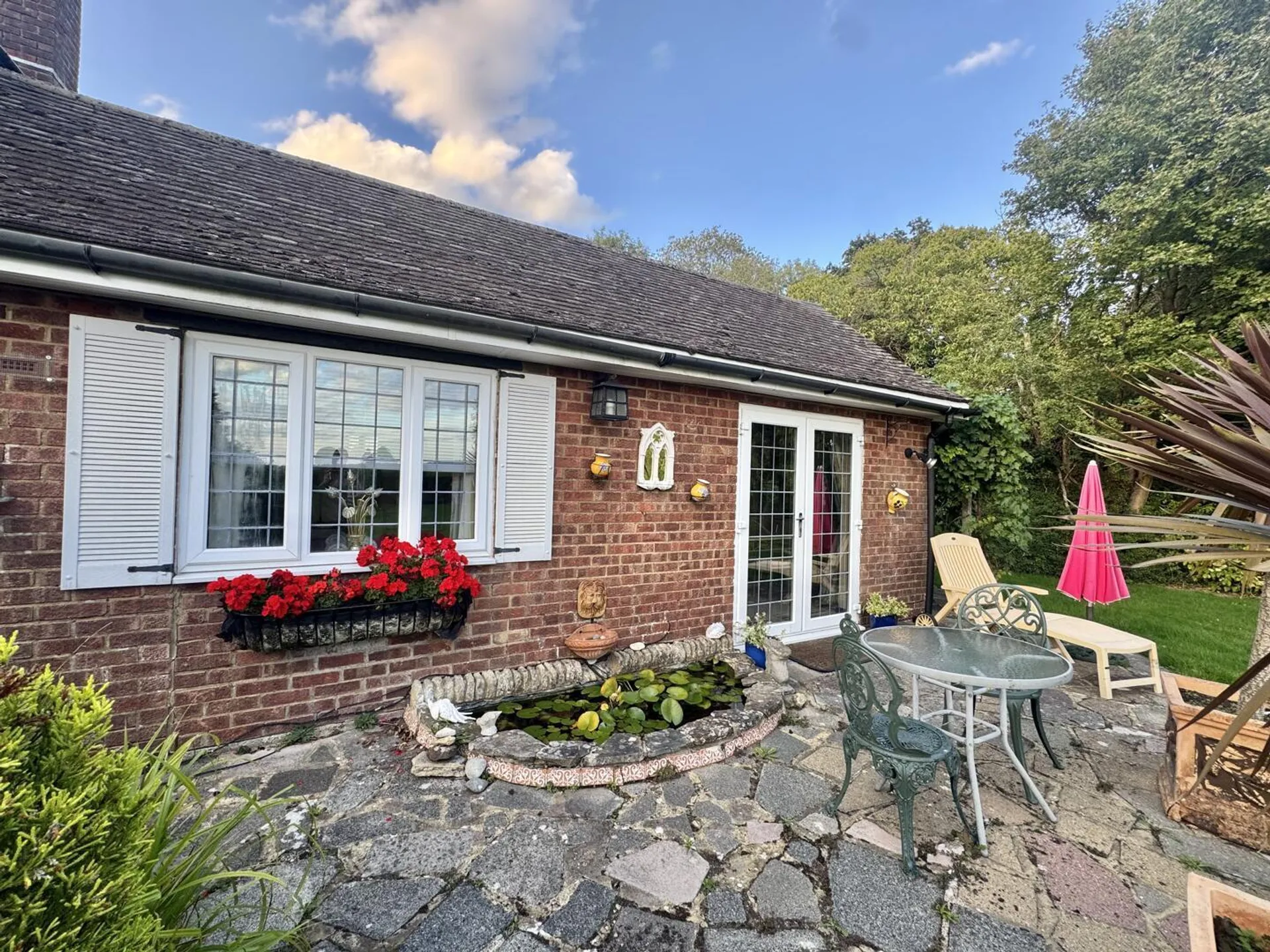 Property photo top 0