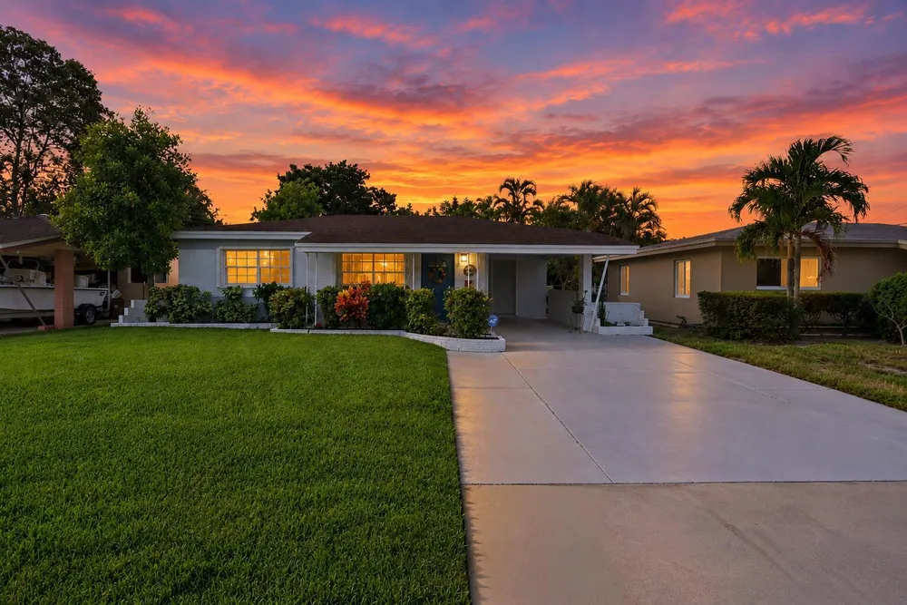 468 NW 48th St, Oakland Park, FL 33309