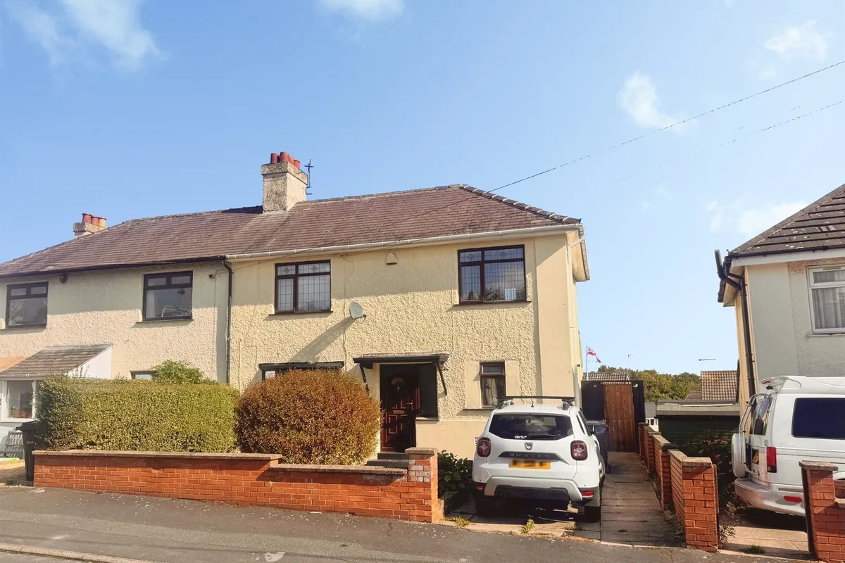 Wolley Avenue, Leeds