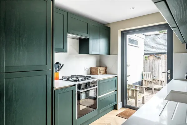 Flanchford Road, Reigate, RH2 photo 2