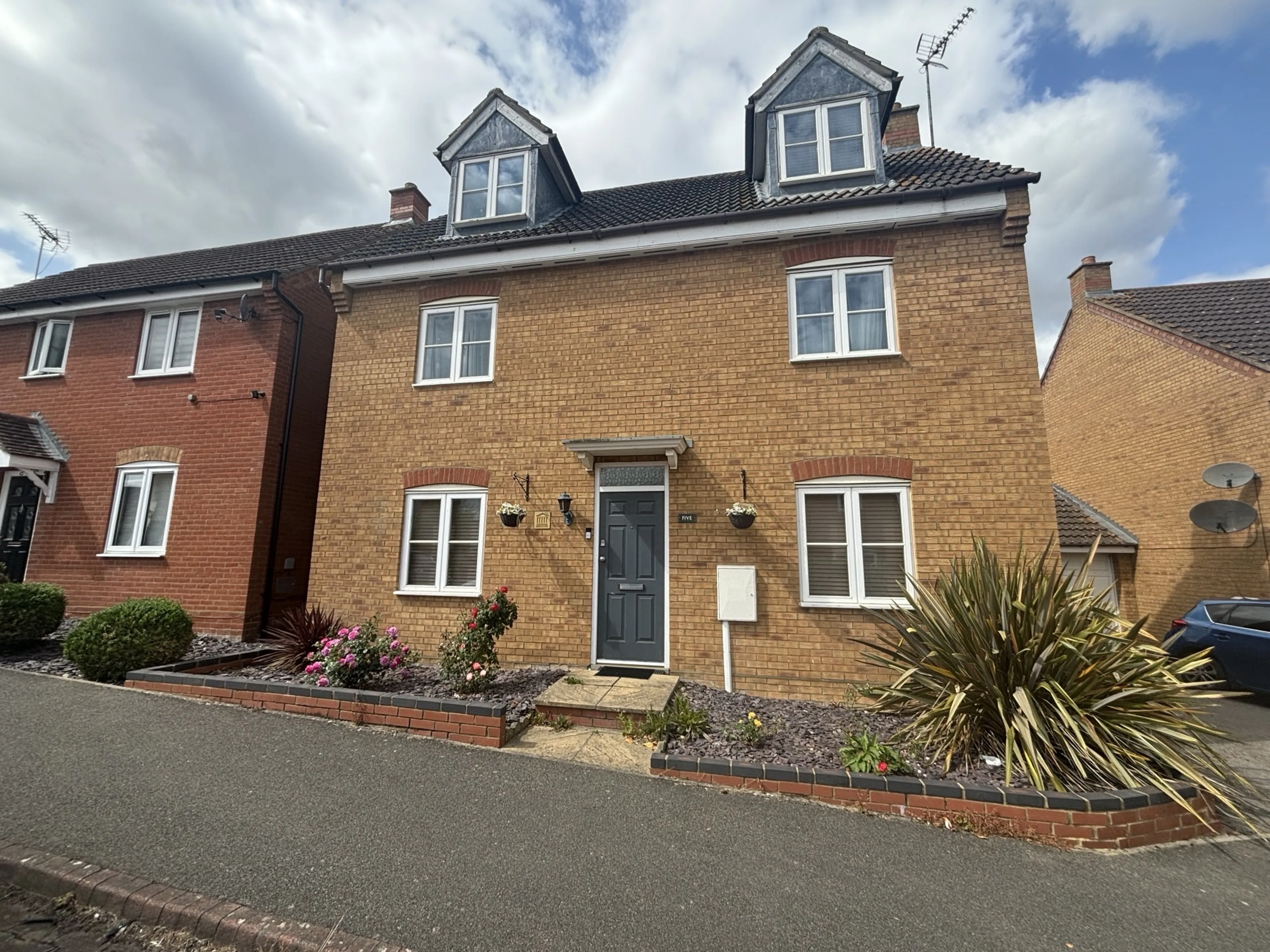 Property photo 0