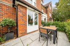 Blanford Road Reigate RH2 photo 5