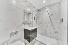 Blanford Road Reigate RH2 photo 7