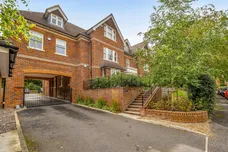 Blanford Road Reigate RH2 photo 9