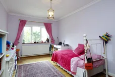 Ballard Close, KT2 photo 9