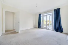 Hemington Avenue Barnet N11 photo 18