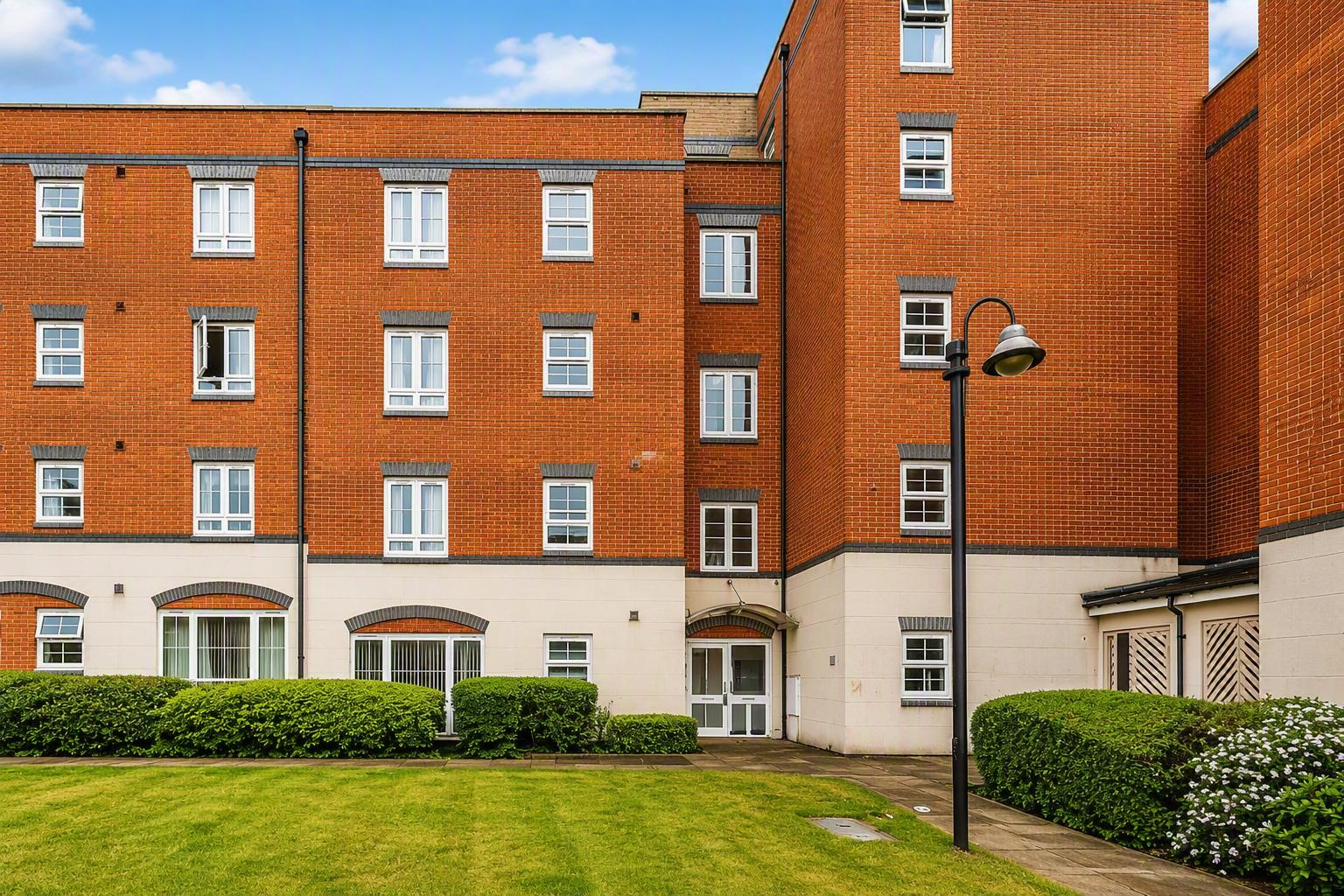 Holyhead Mews, Cippenham Image 8