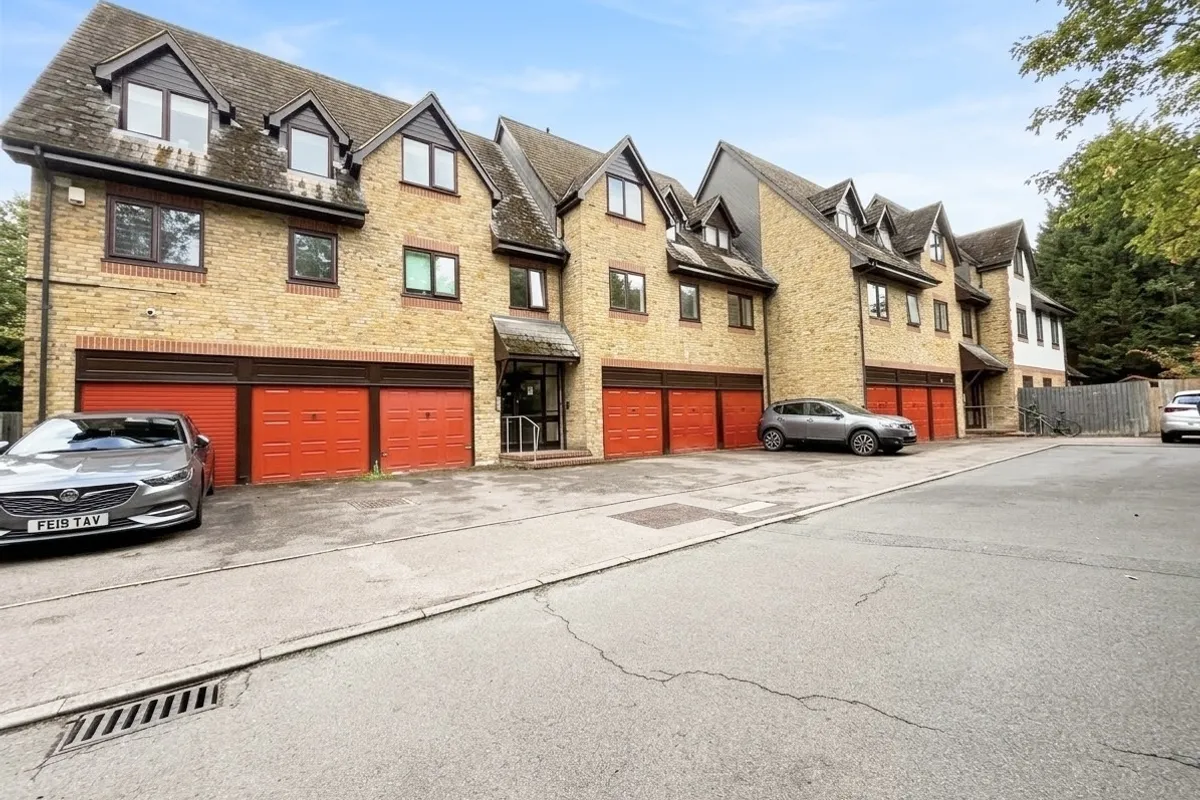 Commonside Close, SUTTON